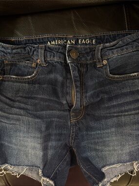 Size 6 American Eagle Tomgirl Bermuda Shorts